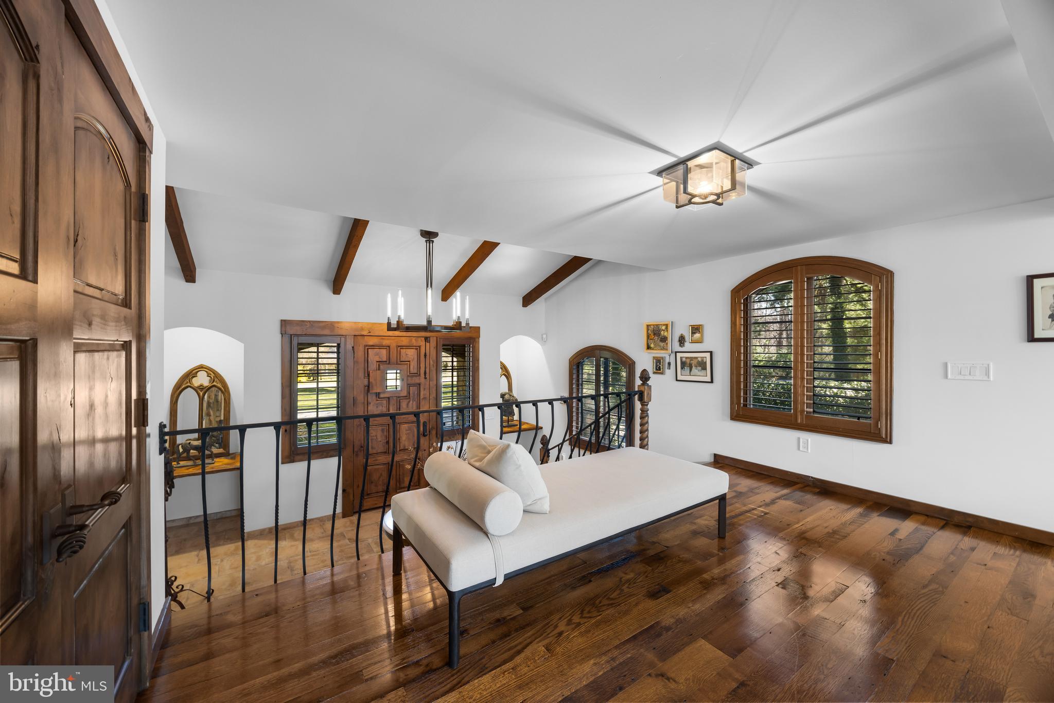 1344 Tydings Road Annapolis, MD 21409 - Photo 6 of 43 Curated details throughout