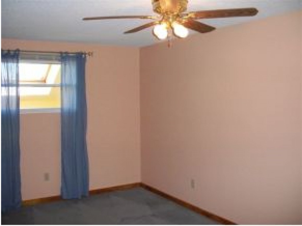 43 Dustin Homestead, Unit 43 Rochester, NH 03867 - Photo 4 of 7