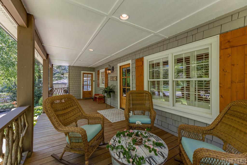 12 Azalea Road Highlands, NC 28741 - Photo 5 of 41 Gallery Image 5