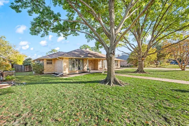 $3,125 | 507 Crestview Drive, Grapevine, TX 76051