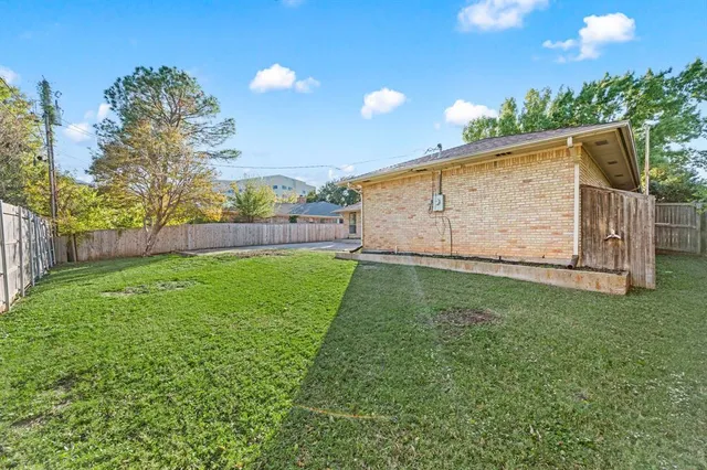 $3,125 | 507 Crestview Drive, Grapevine, TX 76051