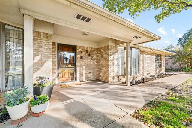 $3,125 | 507 Crestview Drive, Grapevine, TX 76051