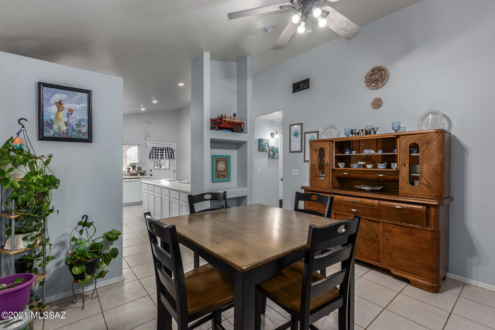 5491 West Irvington Road Tucson, AZ 85757 - Photo 6 of 23 Gallery Image 6