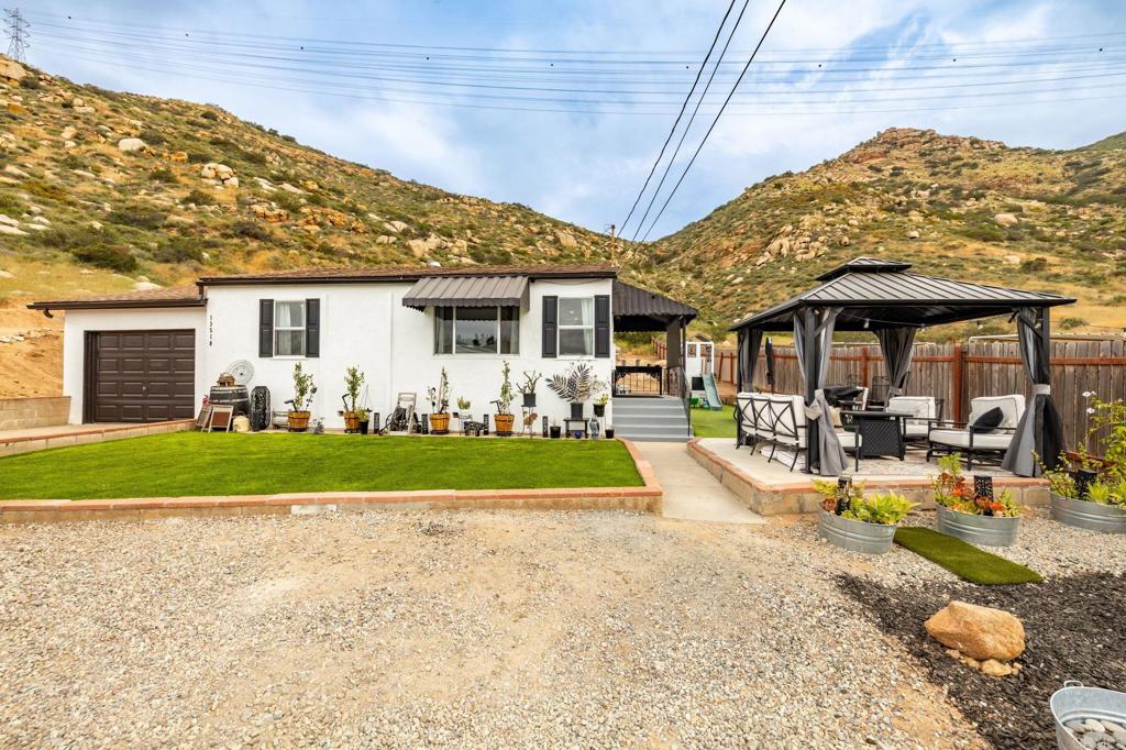 13510 Willow Road Lakeside, CA 92040 - Photo 2 of 35 Exterior Front