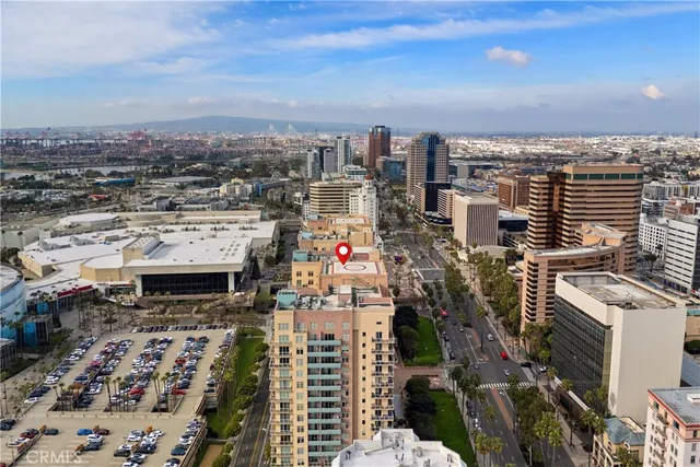 a picture of a living room