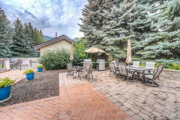 $1,095,000 | 351 2nd Avenue South, Unit 506/506A, Ketchum, ID 83340