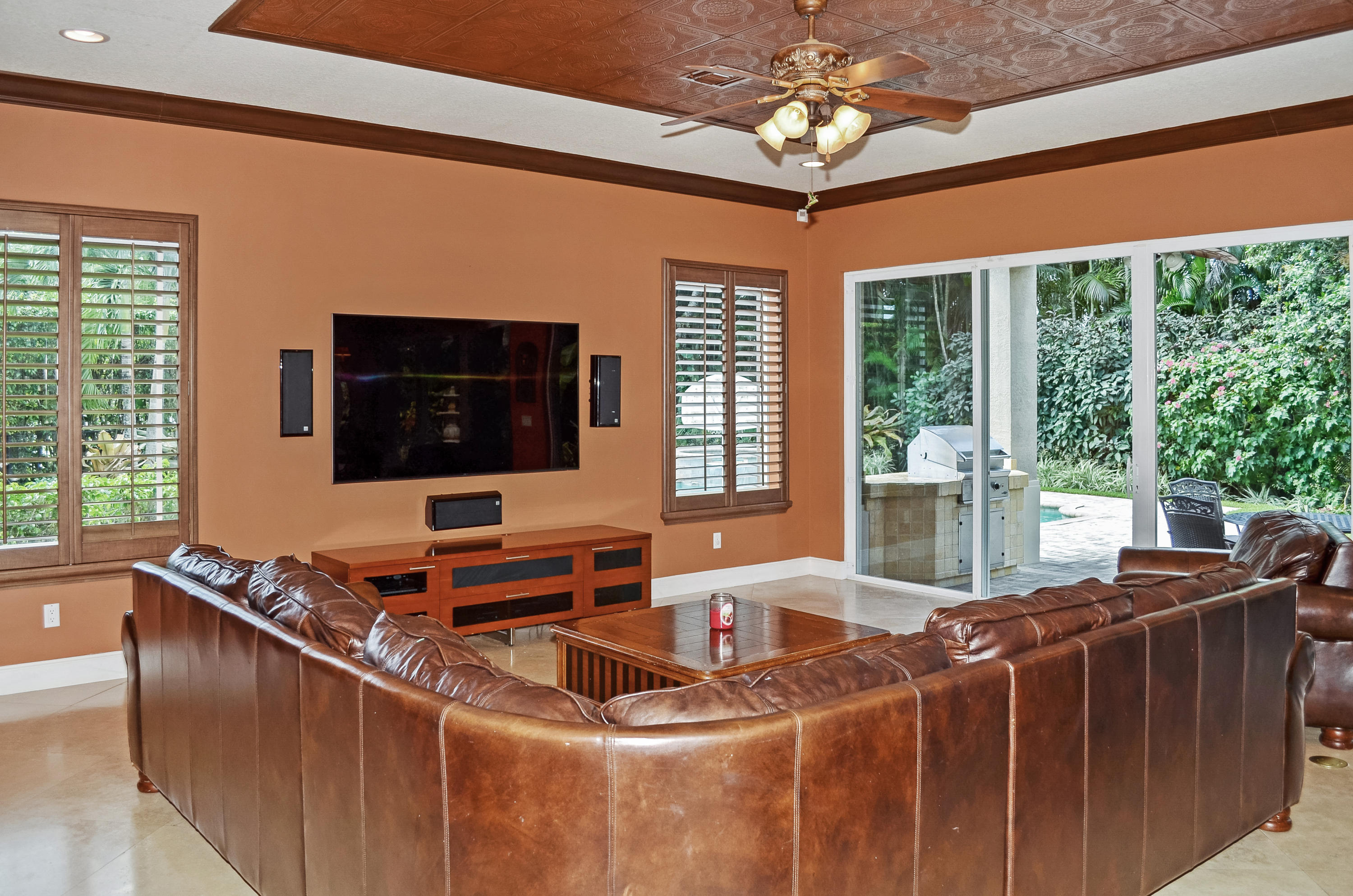 3709 Kings Way Boca Raton, FL 33434 - Photo 44 of 47 Family room