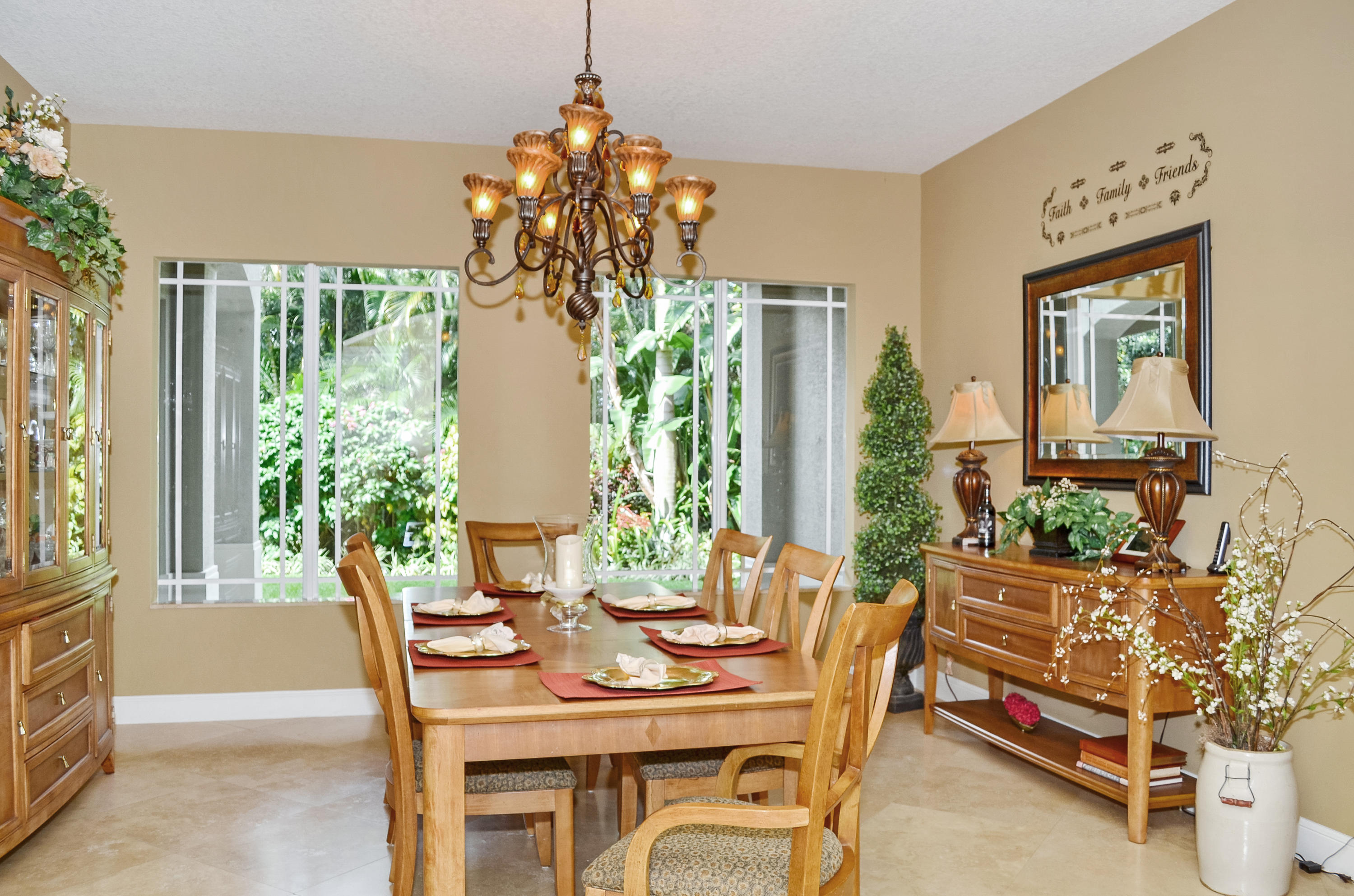 3709 Kings Way Boca Raton, FL 33434 - Photo 9 of 47 Dining room