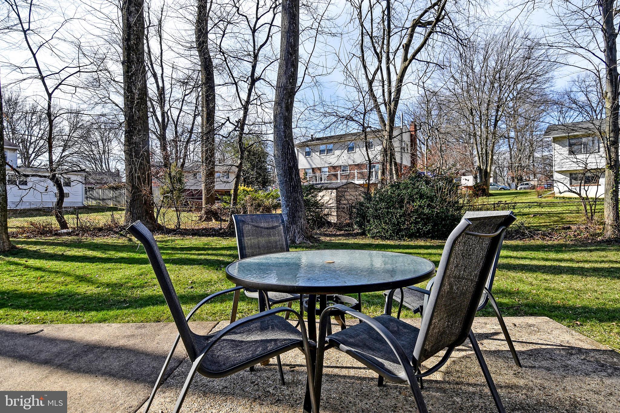 8418 Manassas Circle Vienna, VA 22180 - Photo 37 of 43 Rear view