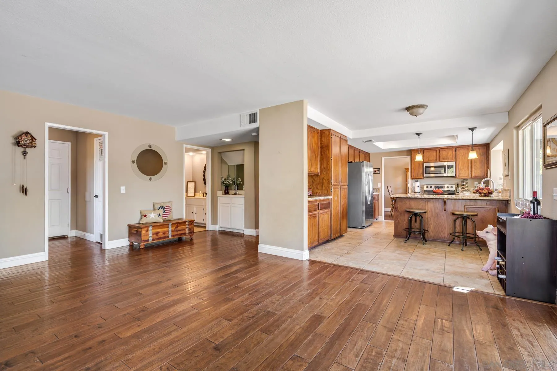 13858 Country Creek Road Poway, CA 92064 - Photo 14 of 45 Gallery Image 14