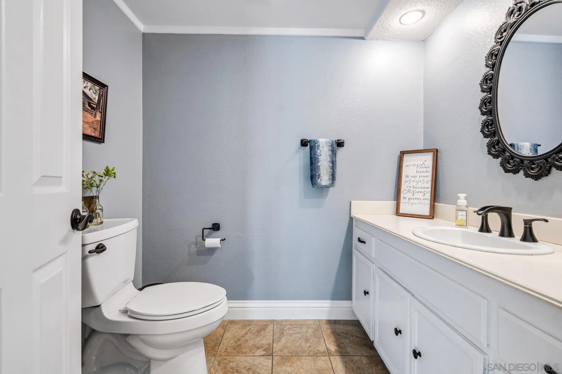 13858 Country Creek Road Poway, CA 92064 - Photo 16 of 45 Gallery Image 16