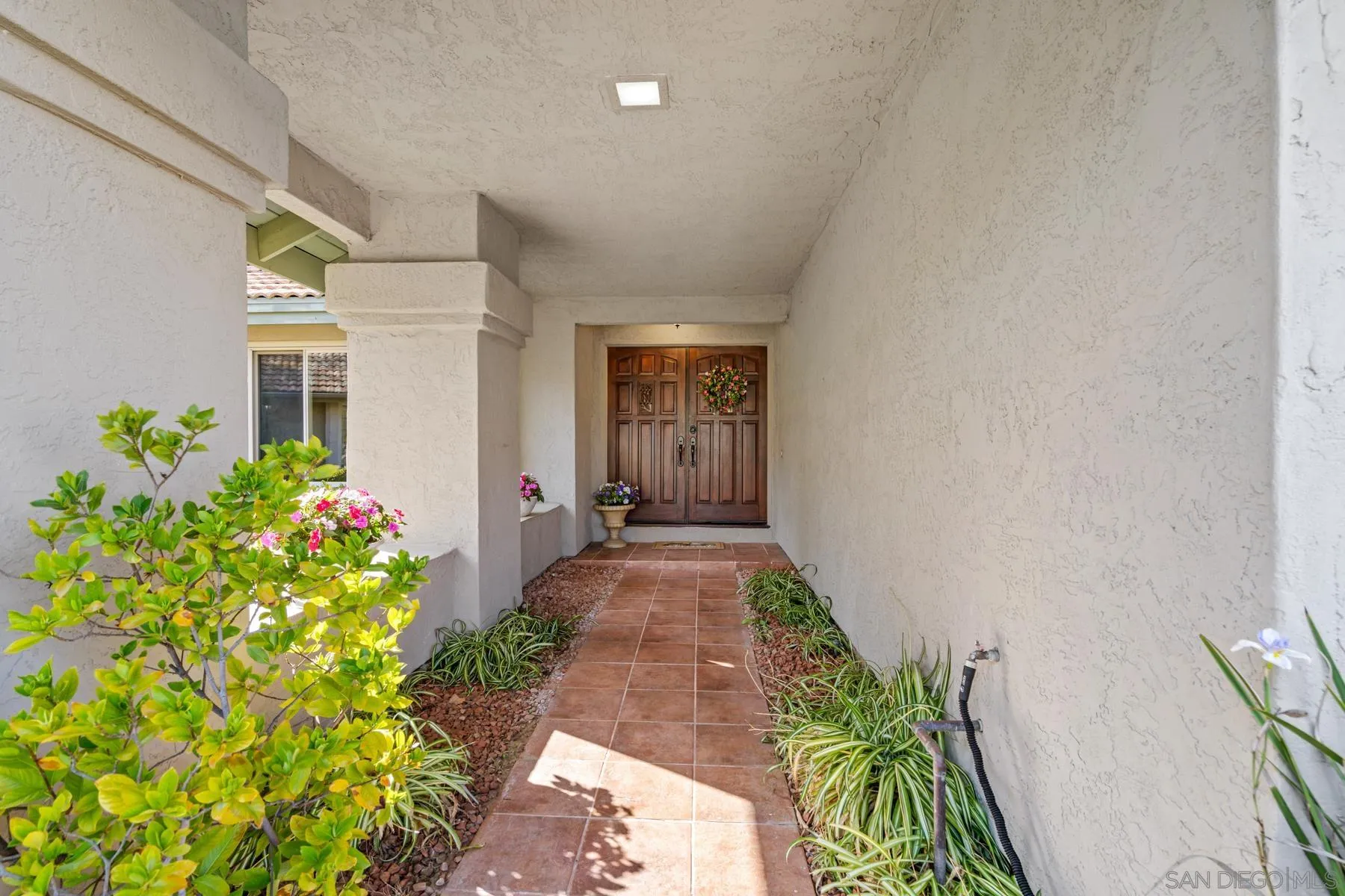 13858 Country Creek Road Poway, CA 92064 - Photo 2 of 45 Gallery Image 2