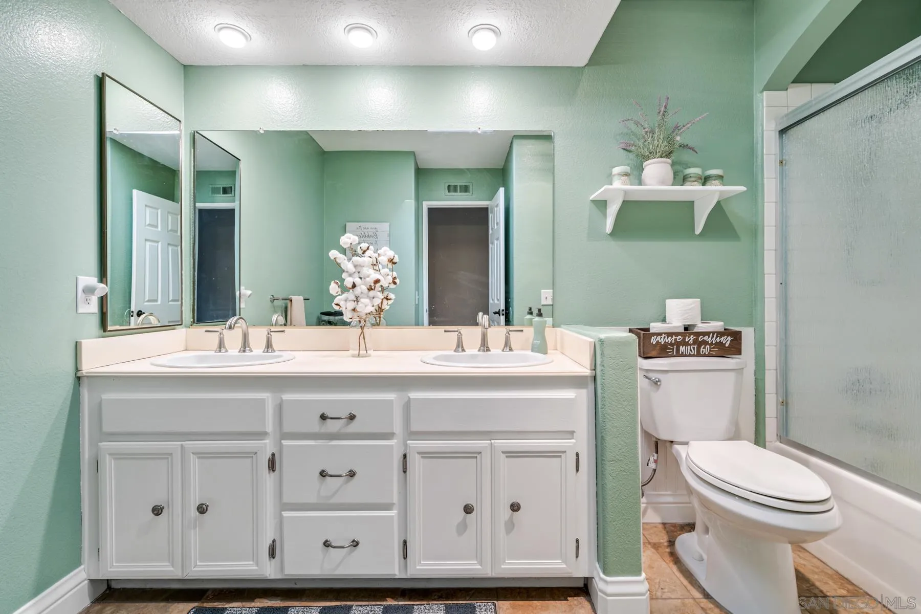 13858 Country Creek Road Poway, CA 92064 - Photo 28 of 45 Gallery Image 28