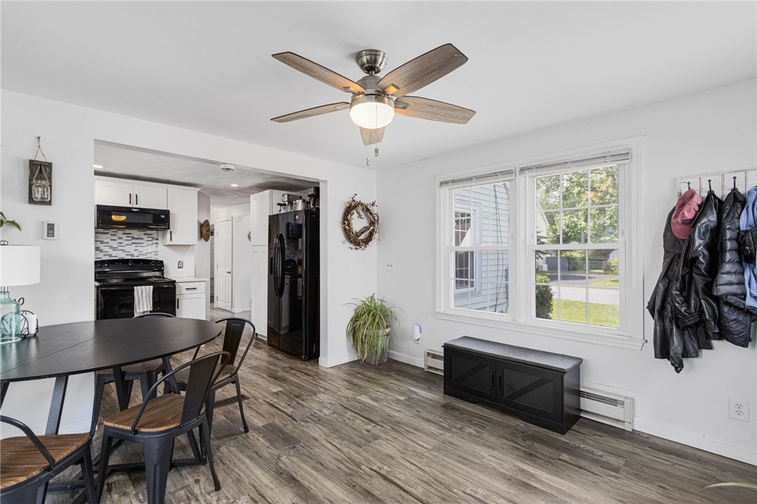 100 Penguin Avenue Warwick, RI 02818 - Photo 16 of 42