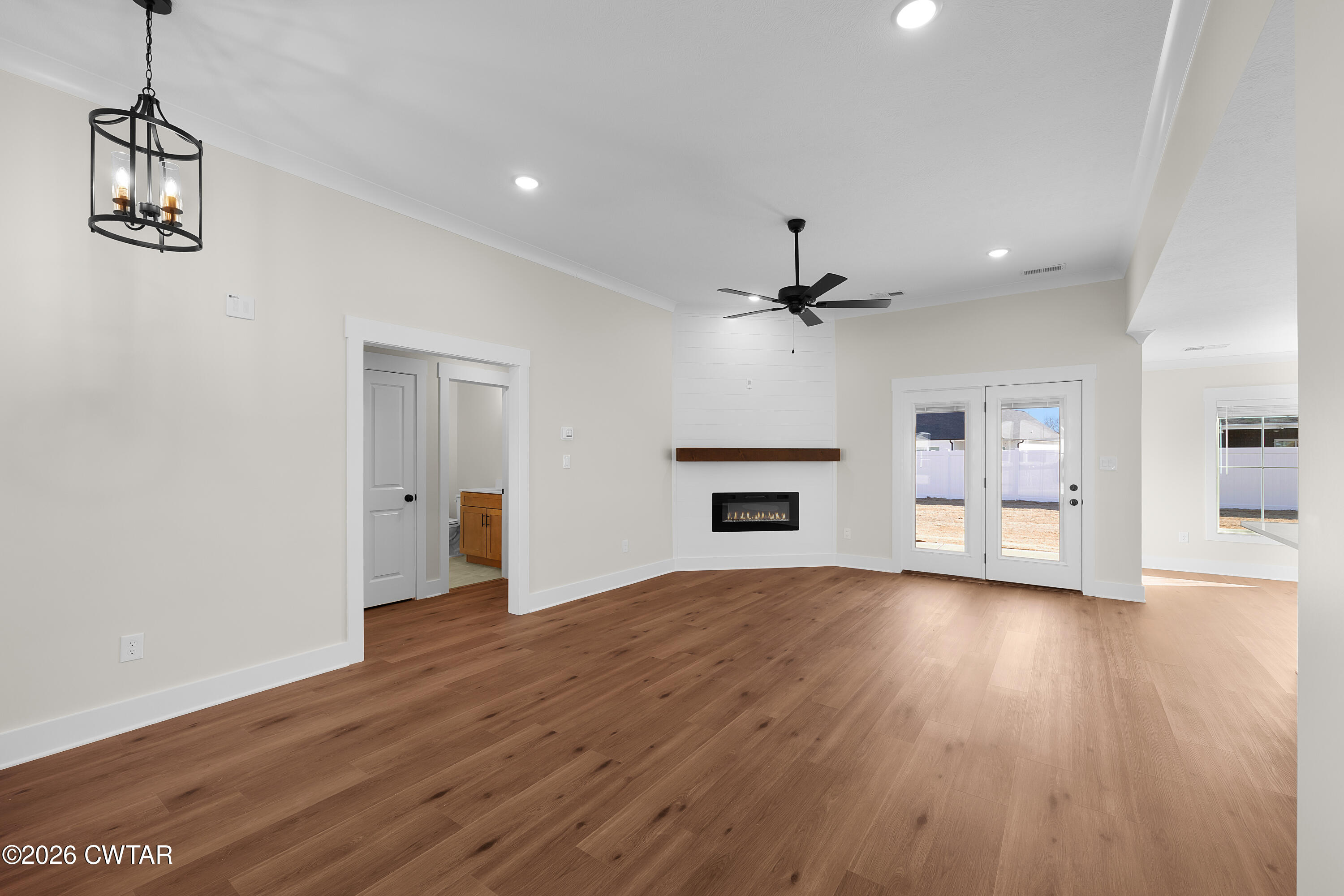 24 Easington Cove Jackson, TN 38305 - Photo 4 of 18 Greatroom 2