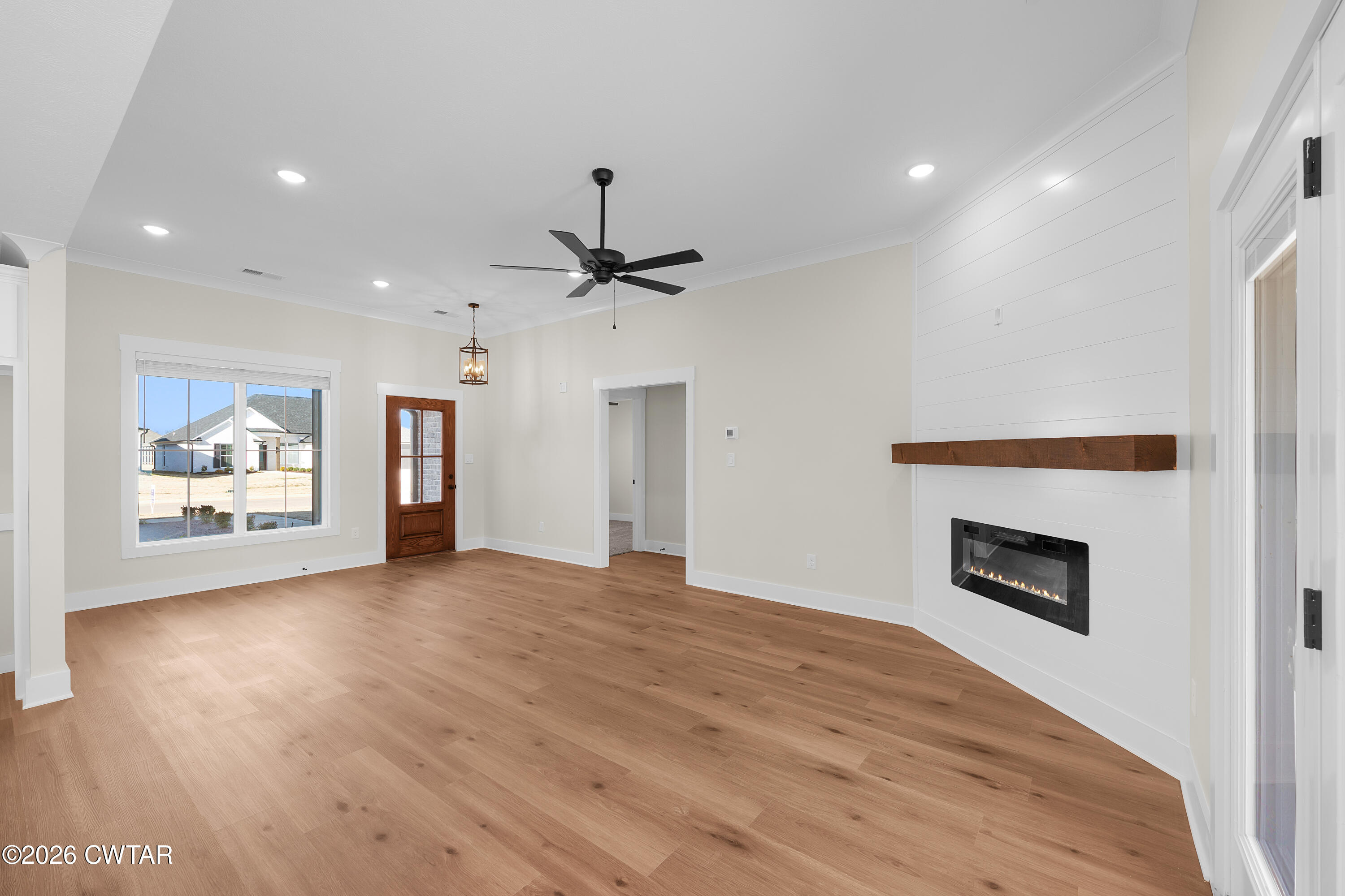 24 Easington Cove Jackson, TN 38305 - Photo 5 of 18 Greatroom 3