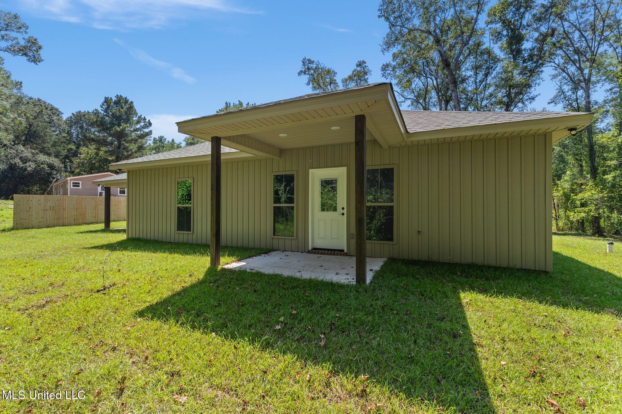 24 Atkinson Road Sumrall, MS 39482 - Photo 32 of 40 24_Atkinson_Rd-32