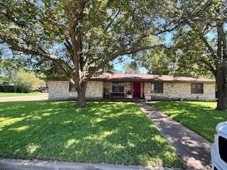 $209,900 | 700 West Denison Drive, Robinson, TX 76706