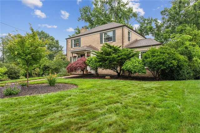 $439,900 | 118 Conewanta Road, Pittsburgh, PA 15241