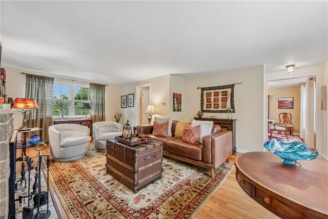 $439,900 | 118 Conewanta Road, Pittsburgh, PA 15241