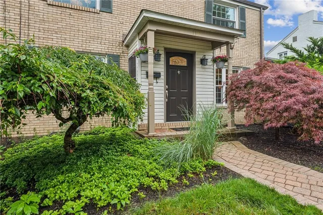$439,900 | 118 Conewanta Road, Pittsburgh, PA 15241