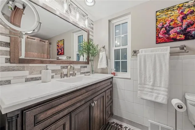 $439,900 | 118 Conewanta Road, Pittsburgh, PA 15241