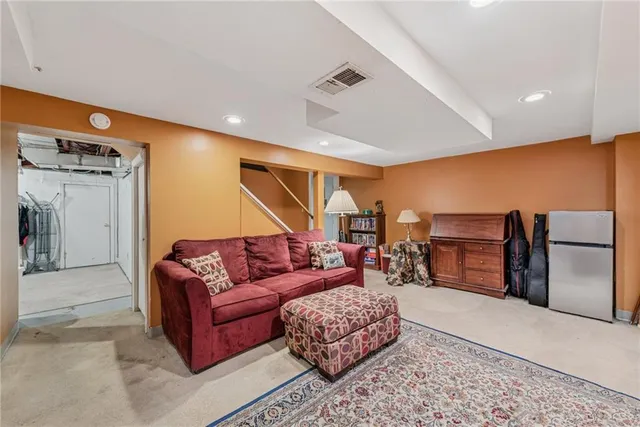 $439,900 | 118 Conewanta Road, Pittsburgh, PA 15241