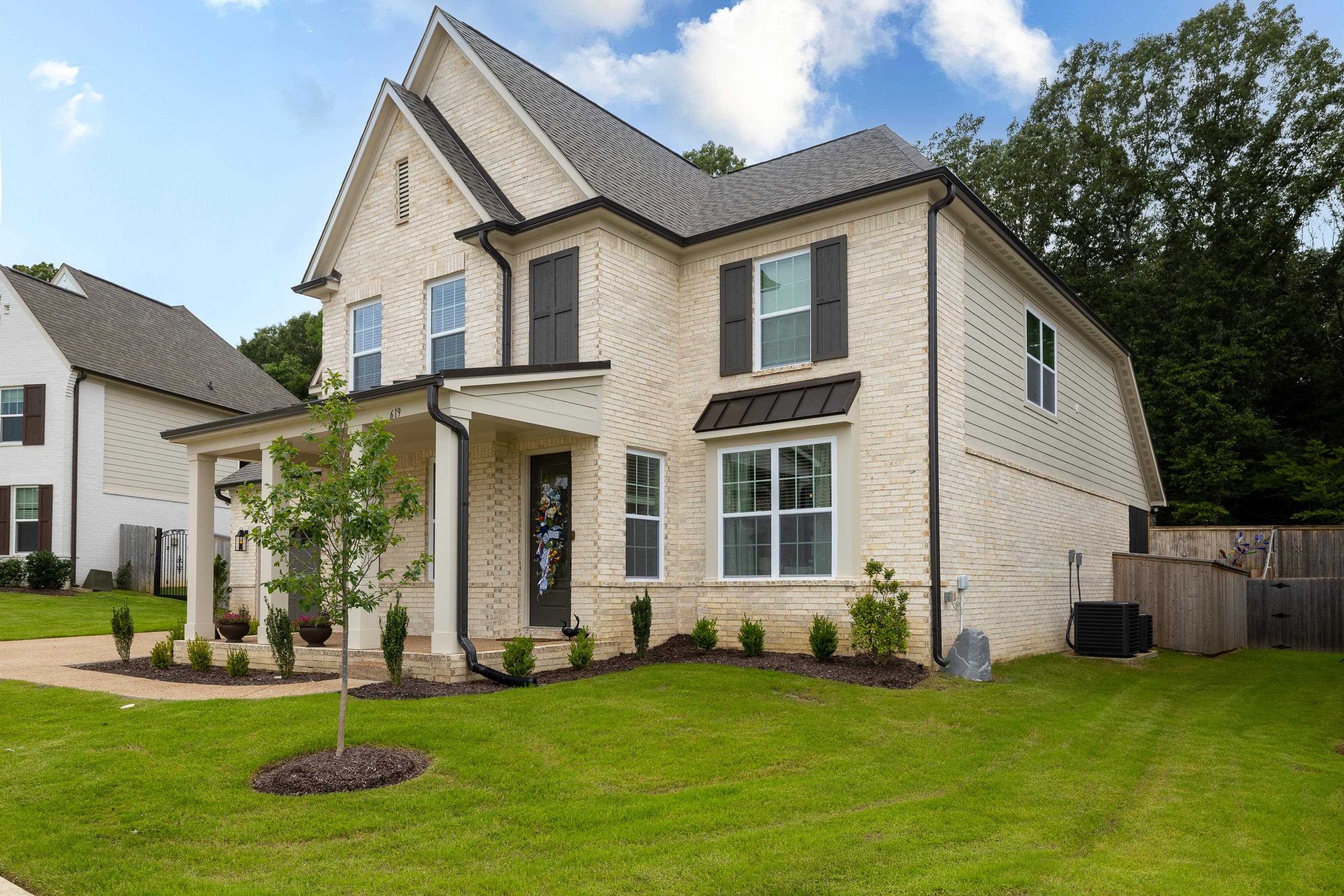 619 Mount Laurel Drive Collierville, TN 38017 - Photo 3 of 36
