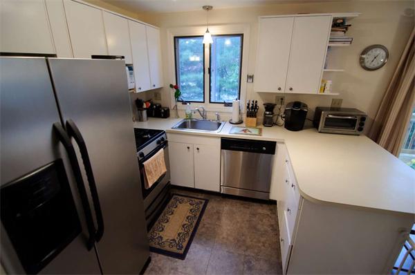116 Turnpike Road, Unit 4 Chelmsford, MA 01824 - Photo 5 of 17 Gallery Image 5