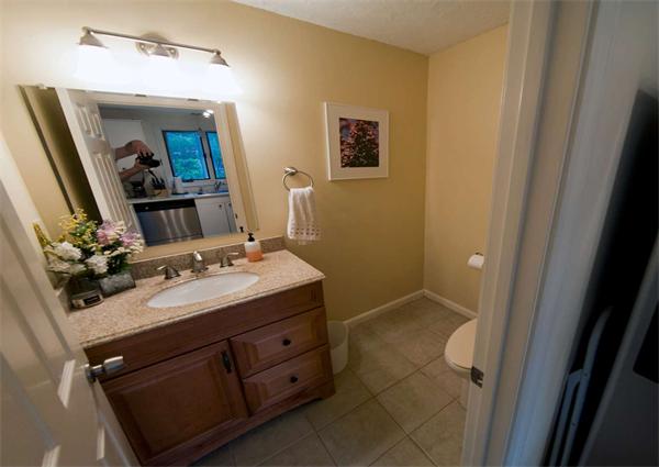 116 Turnpike Road, Unit 4 Chelmsford, MA 01824 - Photo 8 of 17 Gallery Image 8
