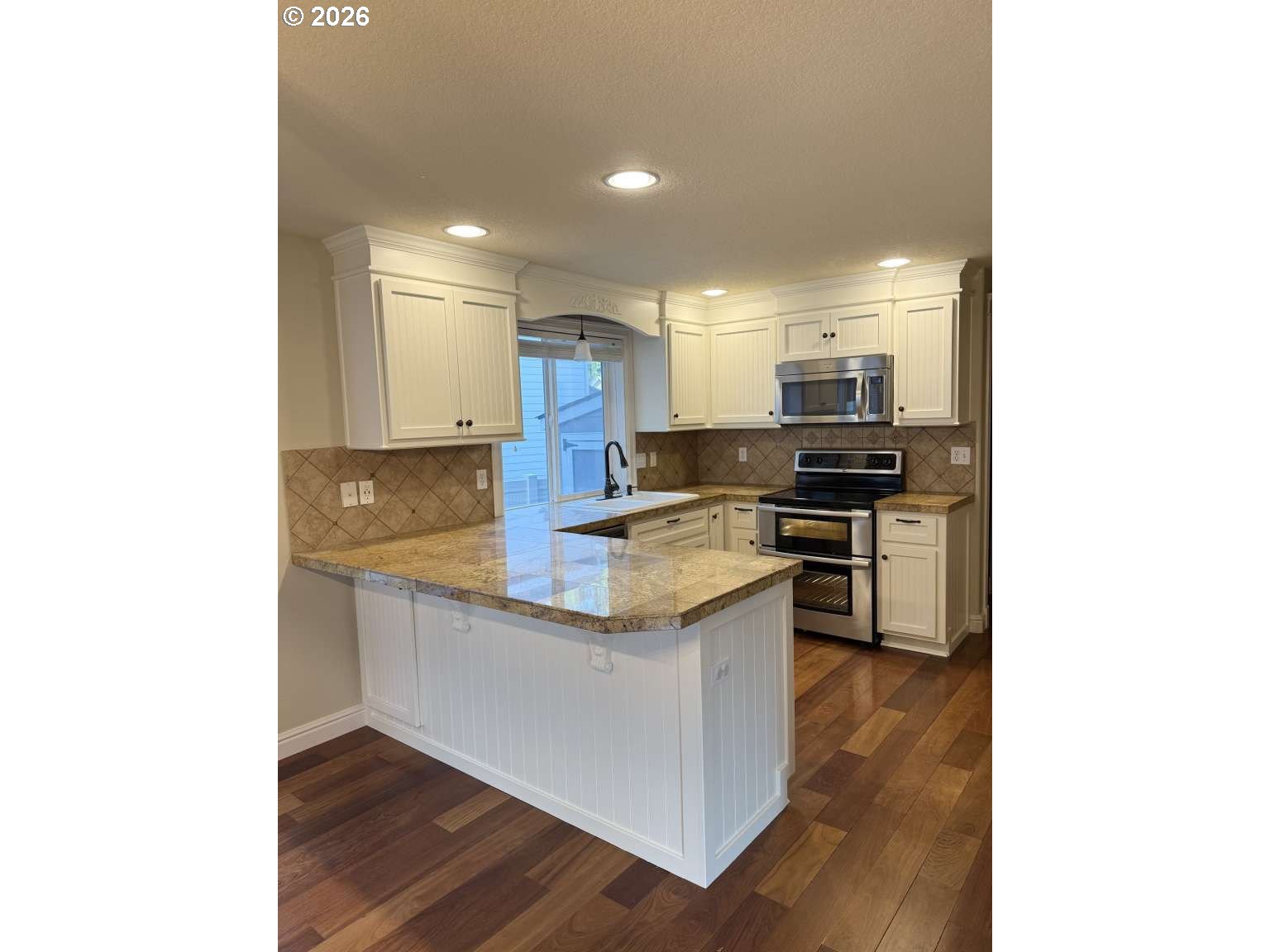 308 South 32nd Place Ridgefield, WA 98642 - Photo 3 of 23 Gallery Image 3