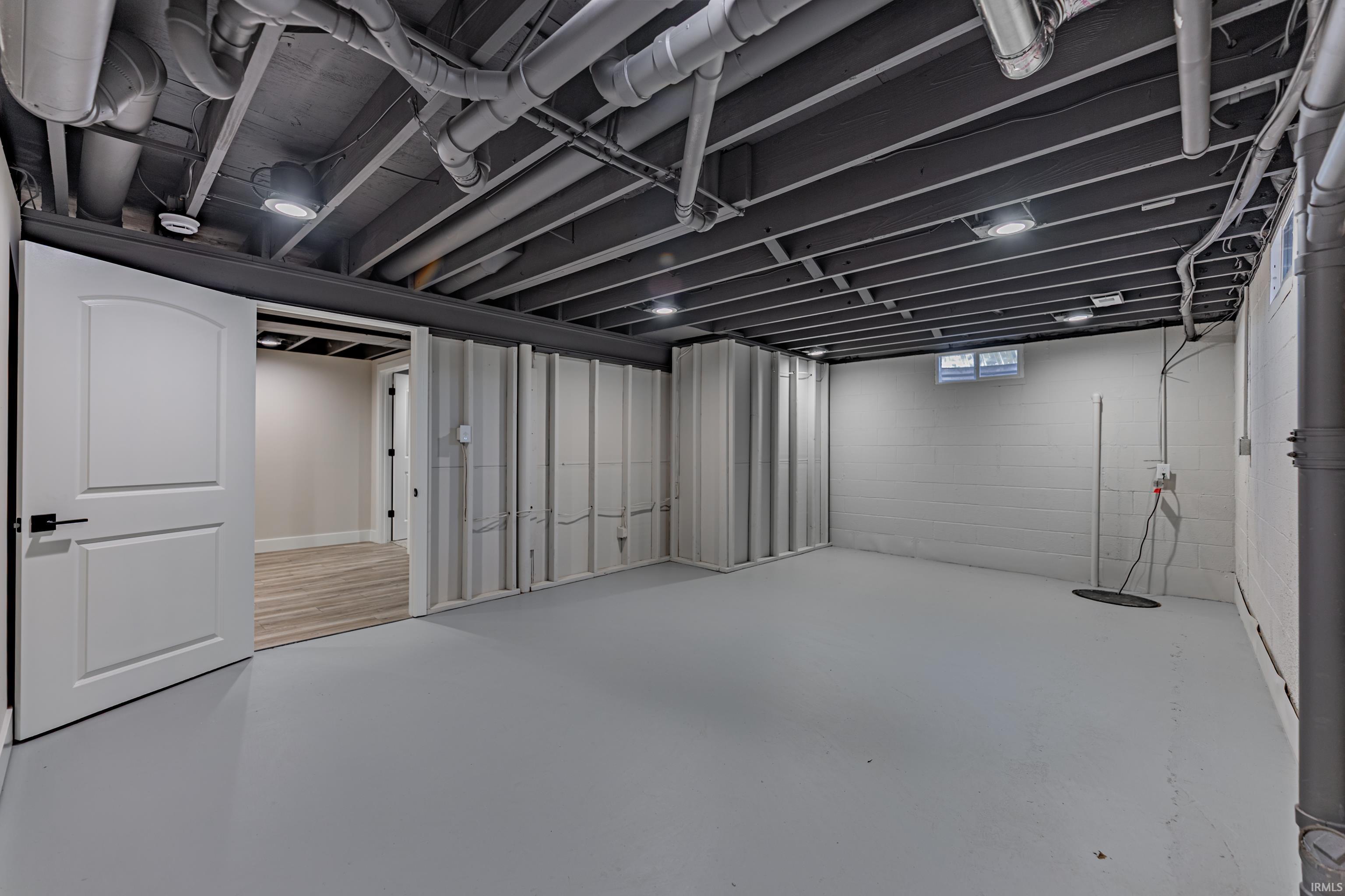 441 Lawrence Drive Mount Vernon, IN 47620 - Photo 29 of 33