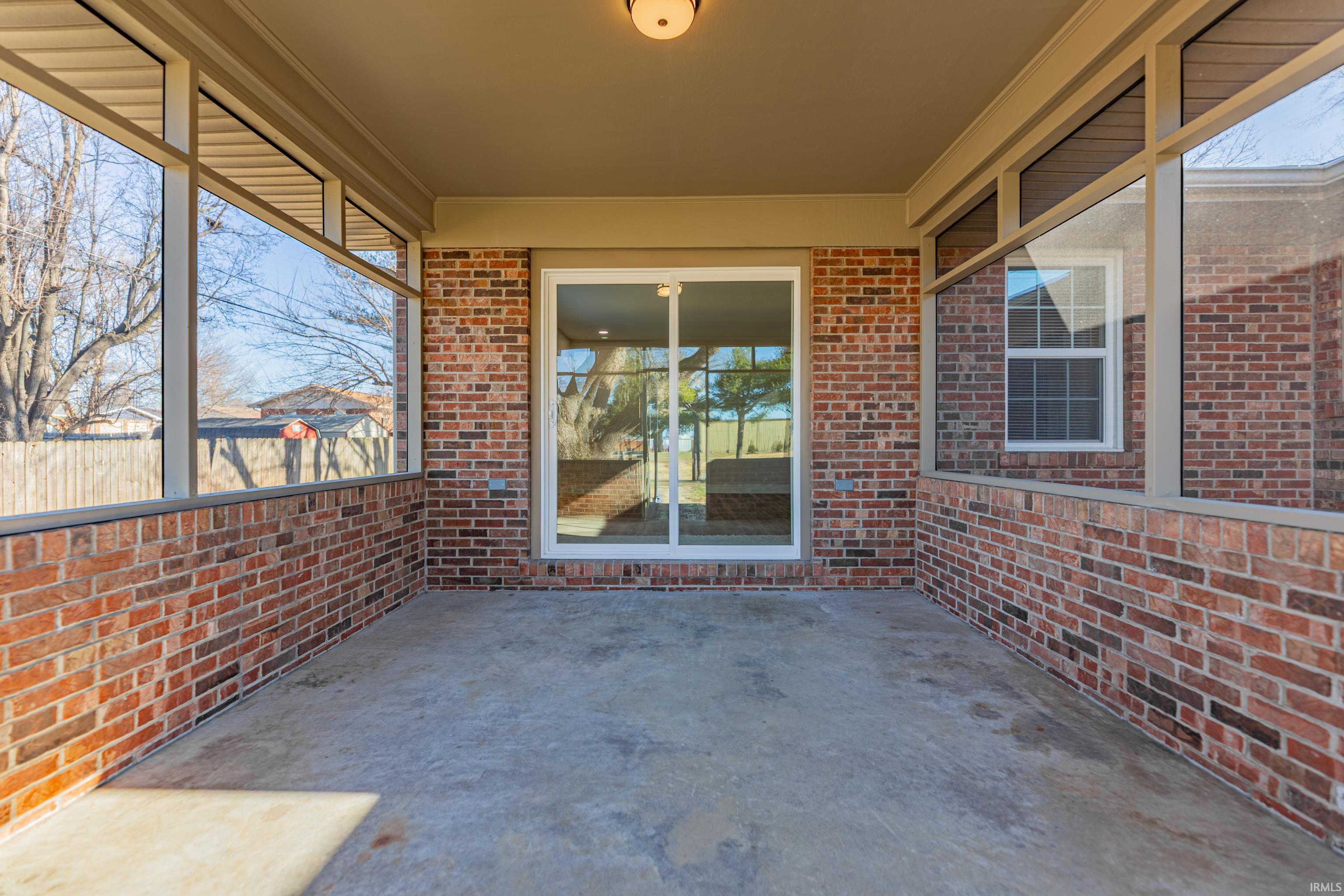 441 Lawrence Drive Mount Vernon, IN 47620 - Photo 31 of 33