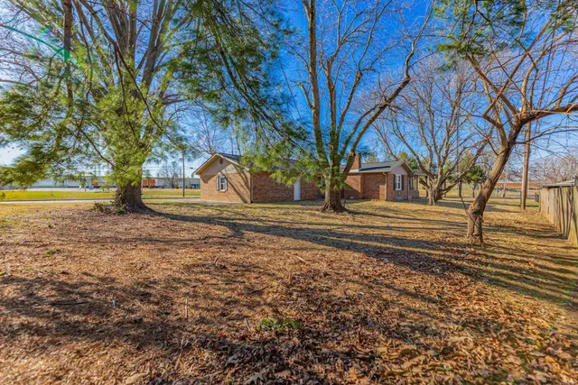 $329,900 | 441 Lawrence Drive, Mount Vernon, IN 47620