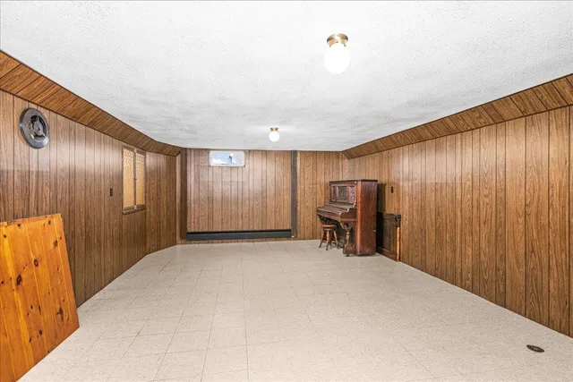 $234,900 | 903 10th Avenue, Two Harbors, MN 55616