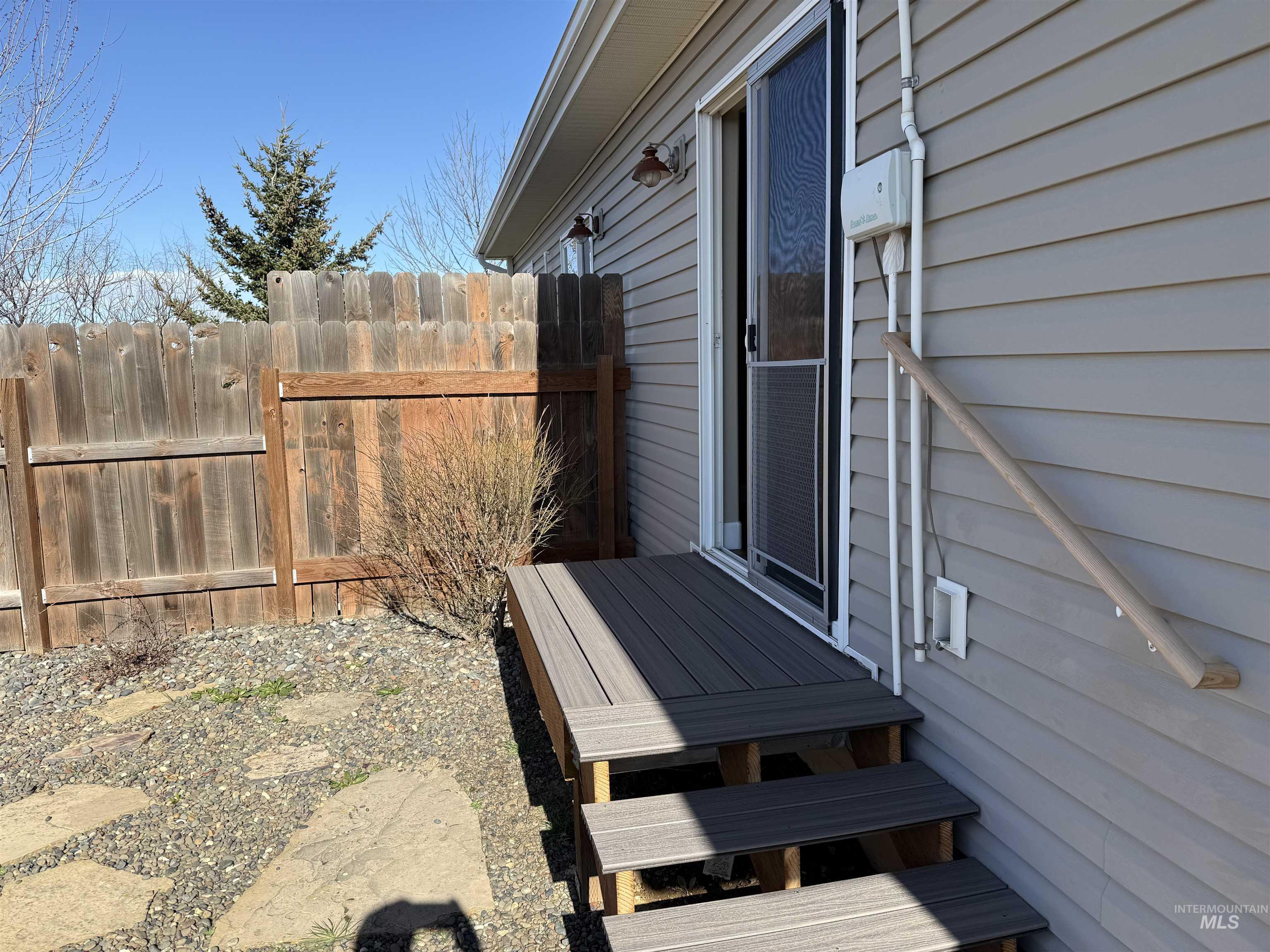 257 Pintail Lane Moscow, ID 83843 - Photo 27 of 28 View of patio / terrace featuring a wooden deck