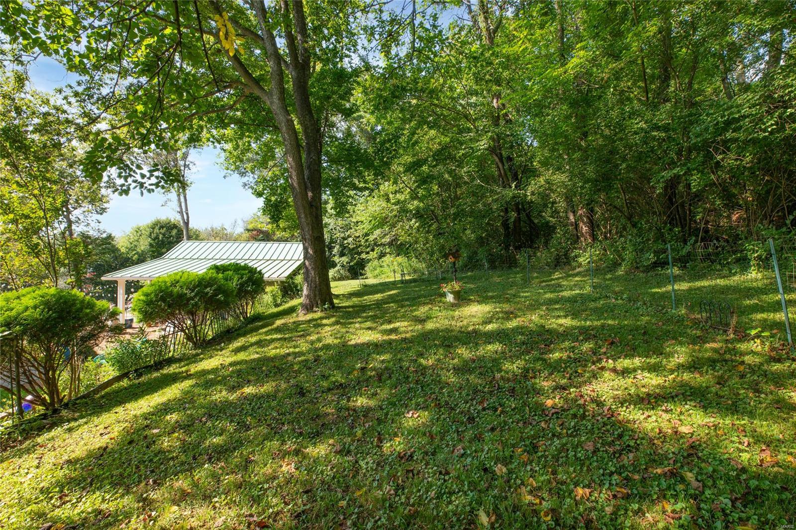 521 East Ofallon Drive Caseyville, IL 62232 - Photo 23 of 60