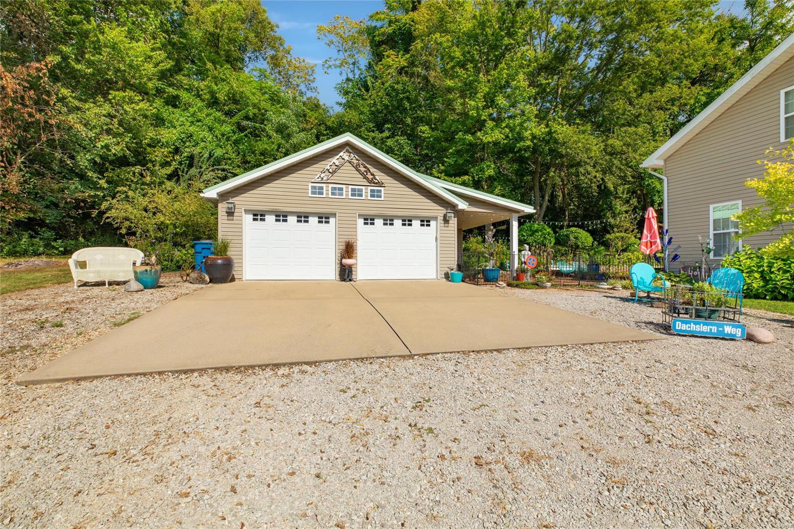 521 East Ofallon Drive Caseyville, IL 62232 - Photo 10 of 60