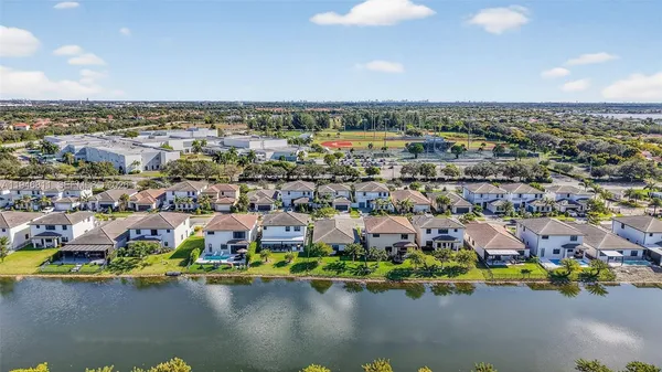 $5,500 | 4398 Southwest 173rd Avenue, Unit A, Miramar, FL 33029