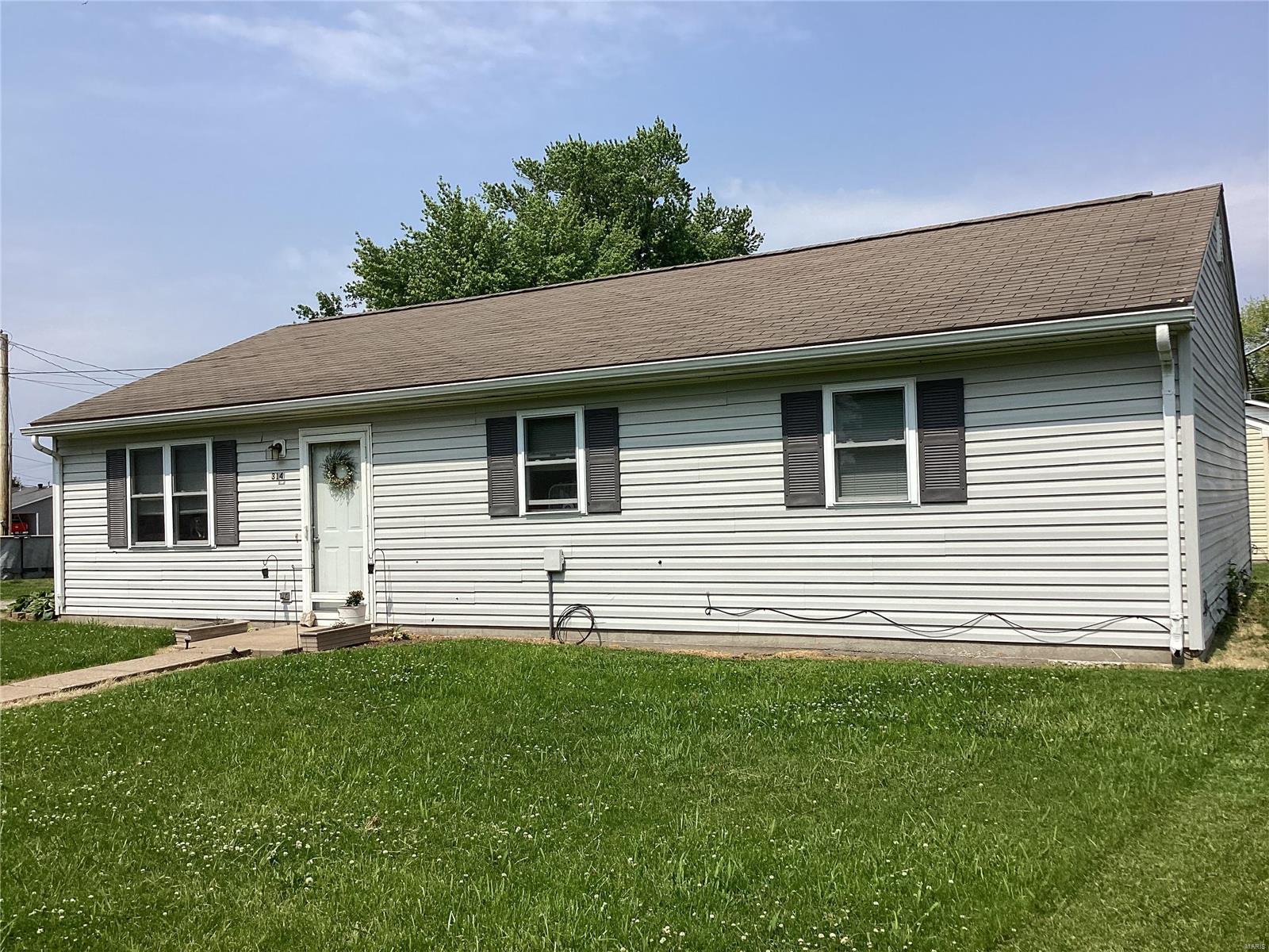 314 South Oak Street, Vandalia, MO 63382 Compass