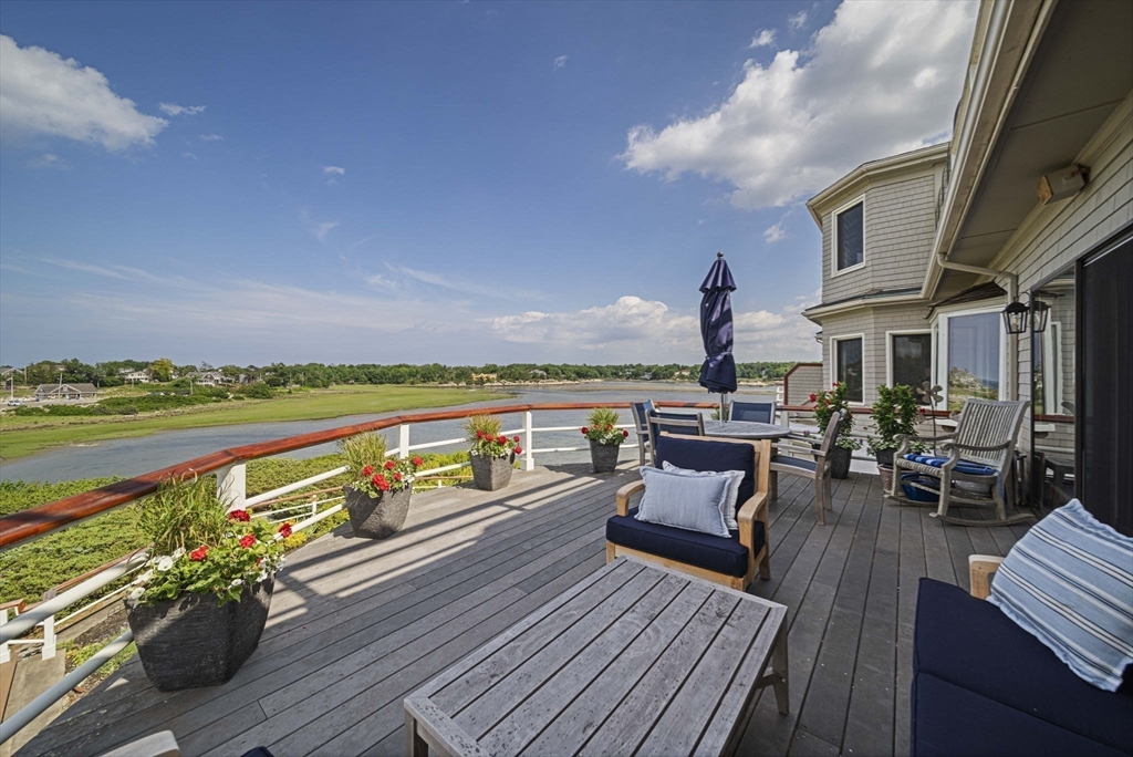 131 Nichols Road, Unit 6 Cohasset, MA 02025 - Photo 4 of 25