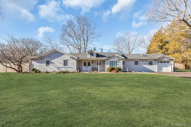 $649,000 | 12 Jomar Road, Shoreham, NY 11786