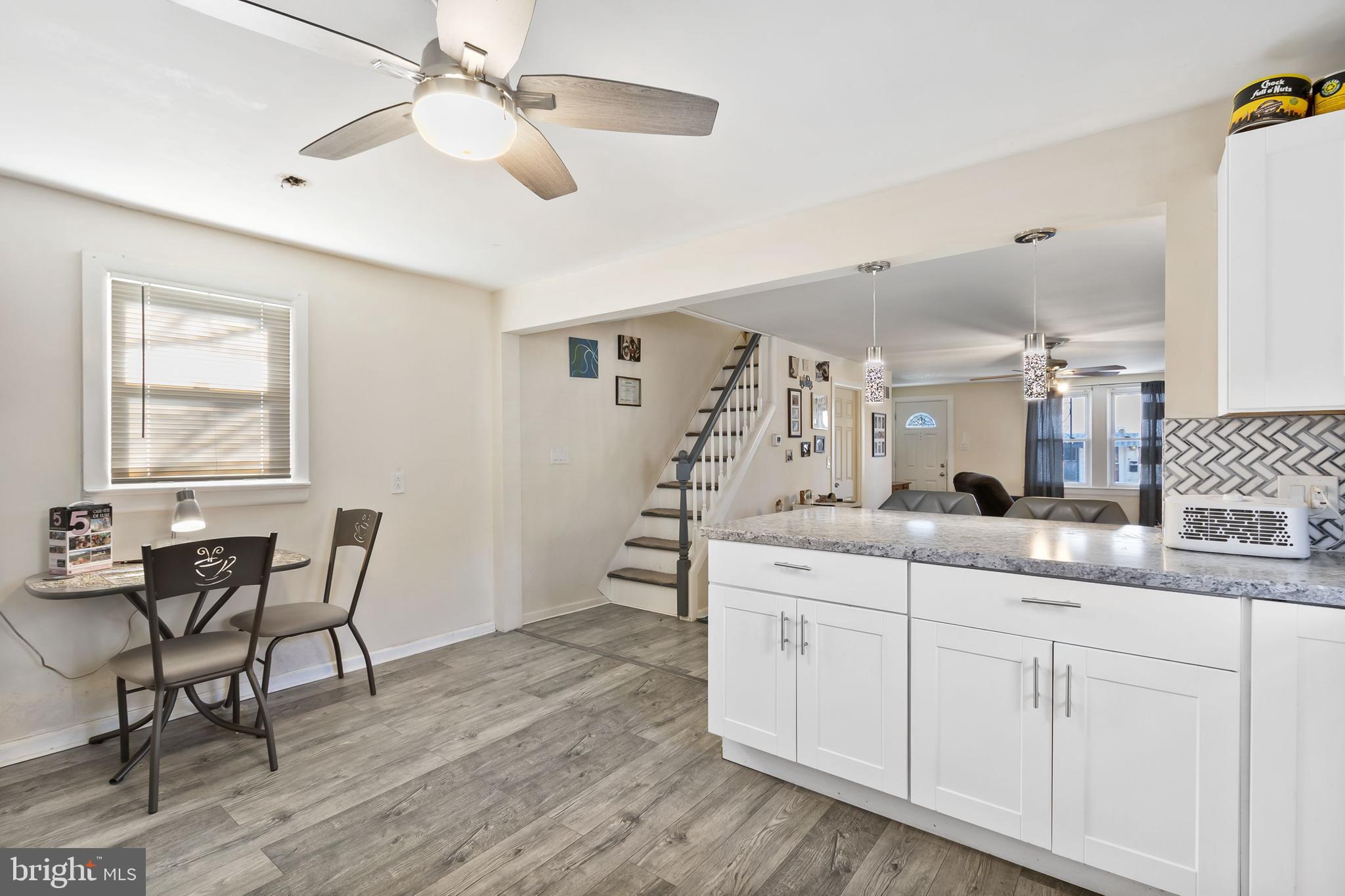 111 Thompson Street Burlington, NJ 08016 - Photo 4 of 25