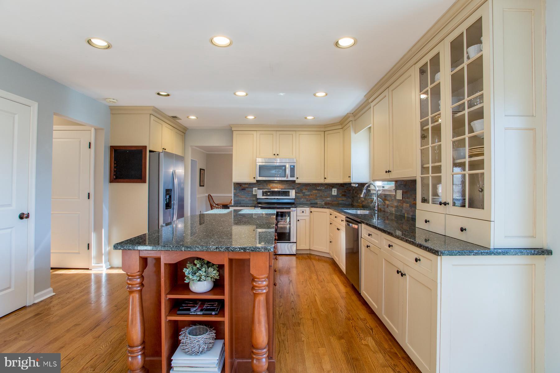 34 Douglass Road Lansdale, PA 19446 - Photo 17 of 53