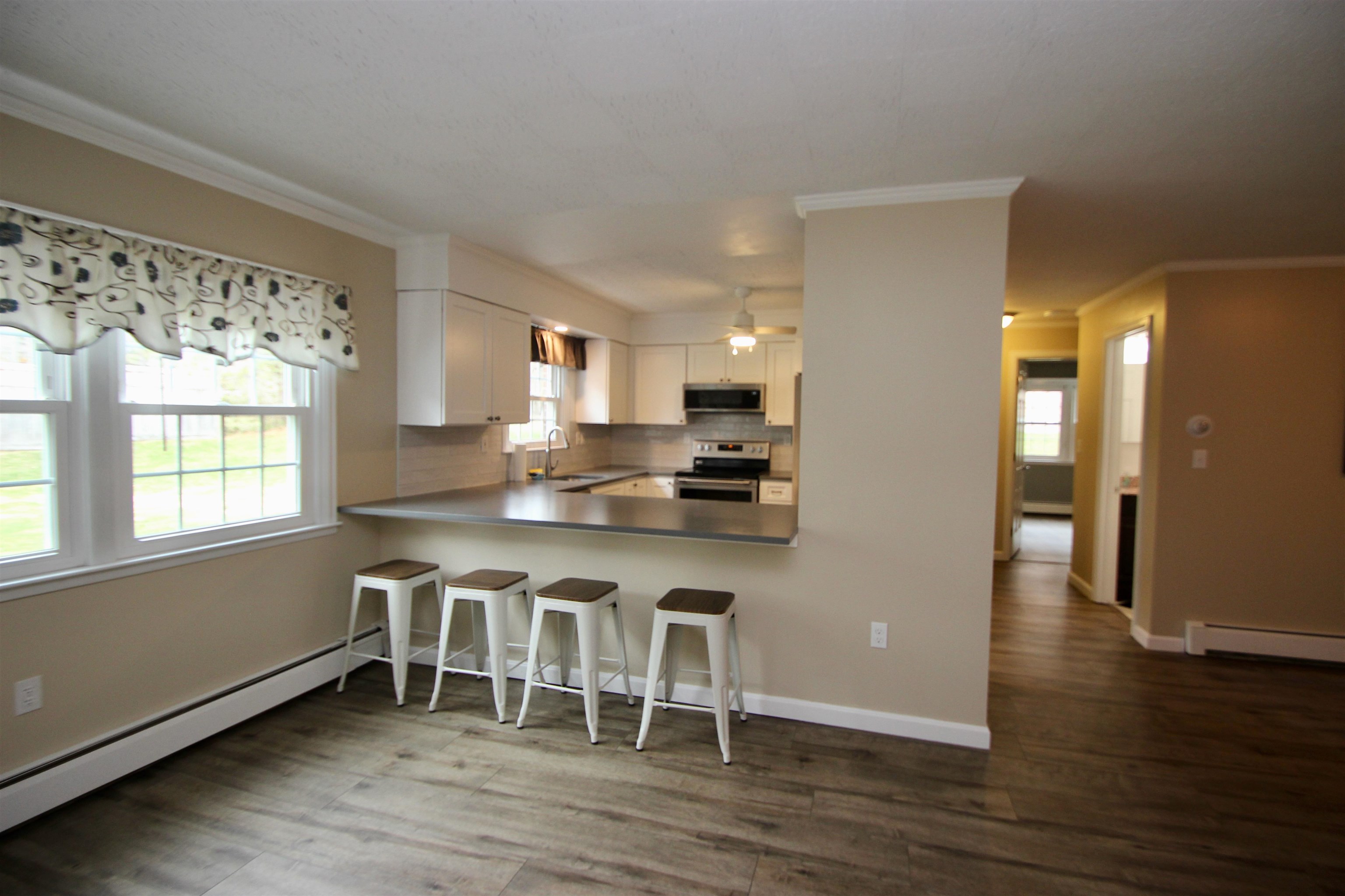 499 South Prospect Street, Unit 4 Burlington, VT 05401 - Photo 5 of 21