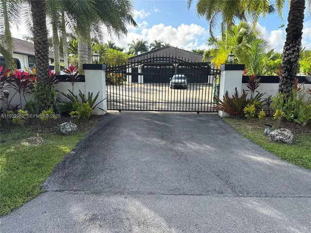 $2,250 | 15900 Southwest 54th Place, Unit 1, Southwest Ranches, FL 33331