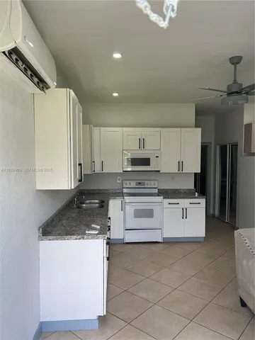$2,250 | 15900 Southwest 54th Place, Unit 1, Southwest Ranches, FL 33331