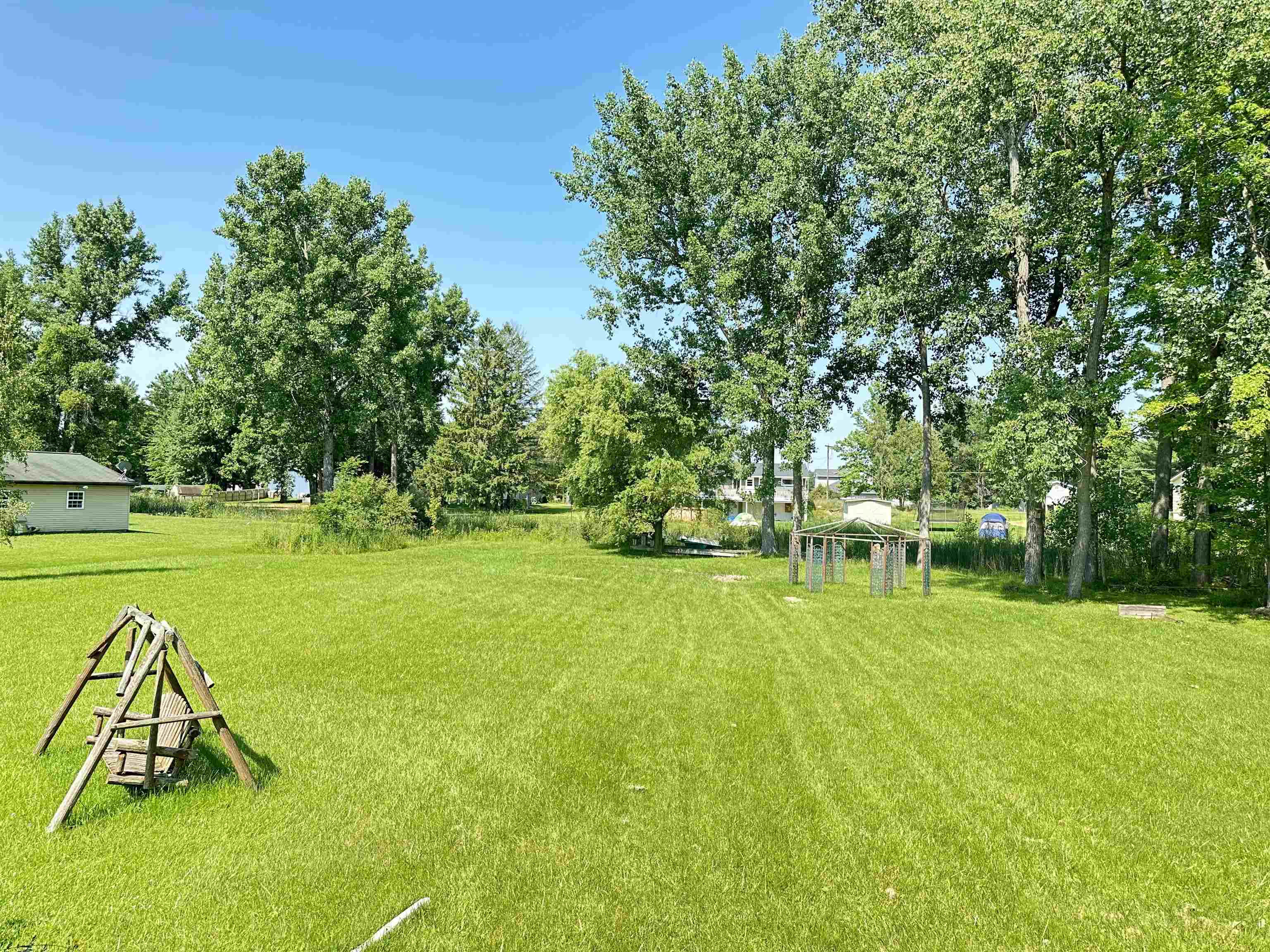 5202 Middle Road Hope, MI 48628 - Photo 30 of 33
