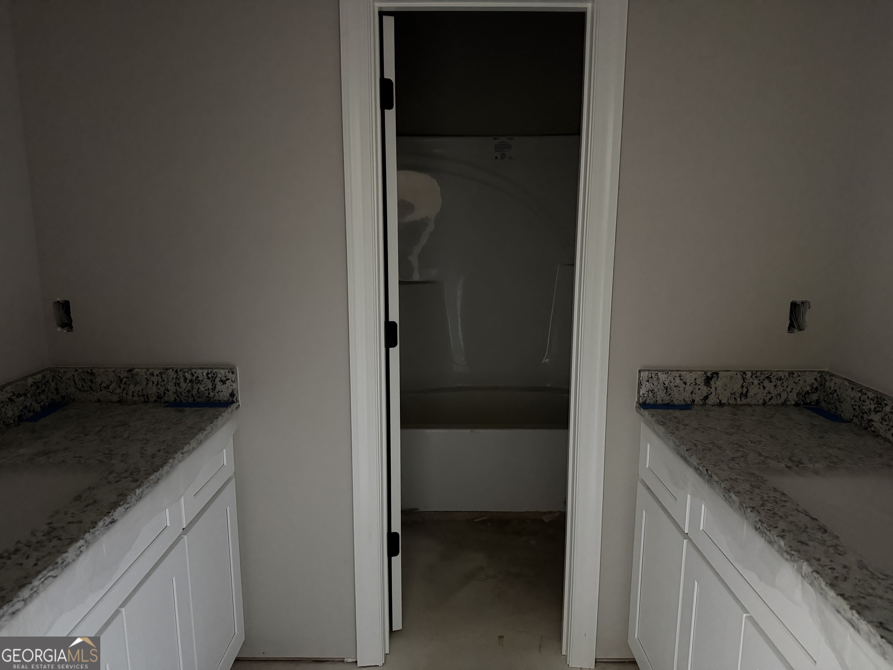 0 Flanders Court Dublin, GA 31021 - Photo 15 of 17 a utility room with a sink