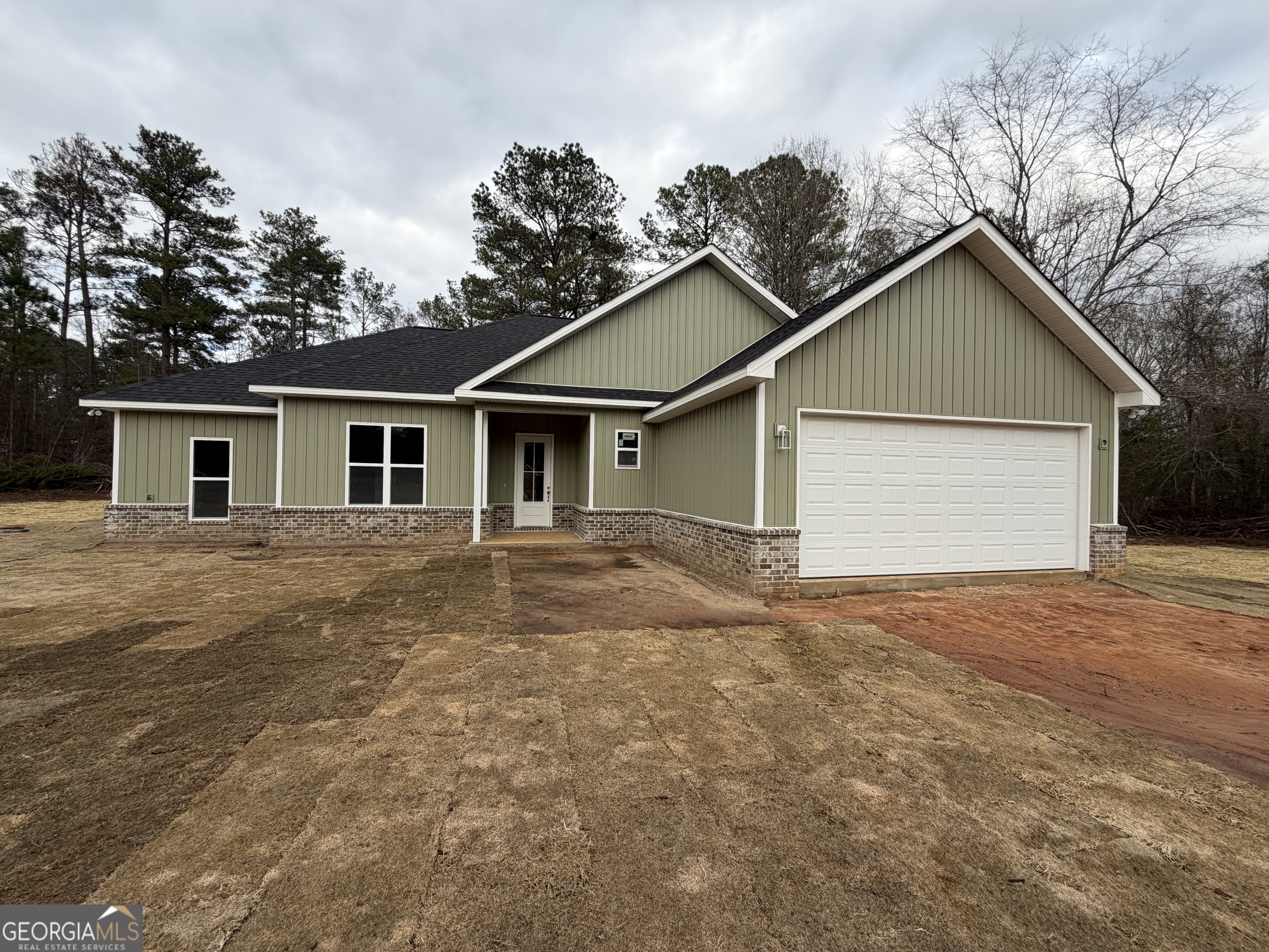 711 Flanders Lane Dublin, GA 31021 - Photo 2 of 53